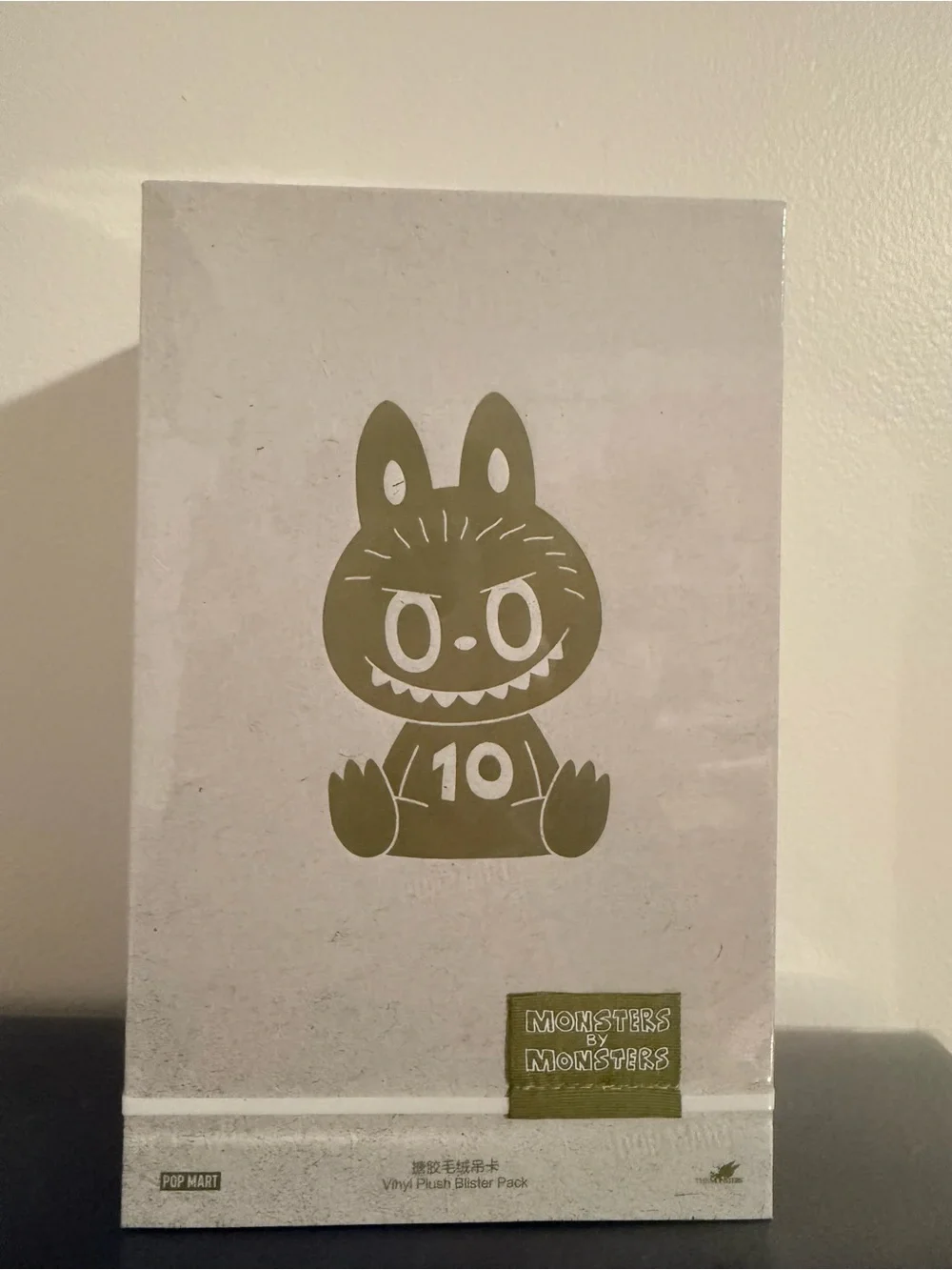 THE MONSTERS10th Anniversary NYC Exhibition Limited Vinyl Plush Blister Pack